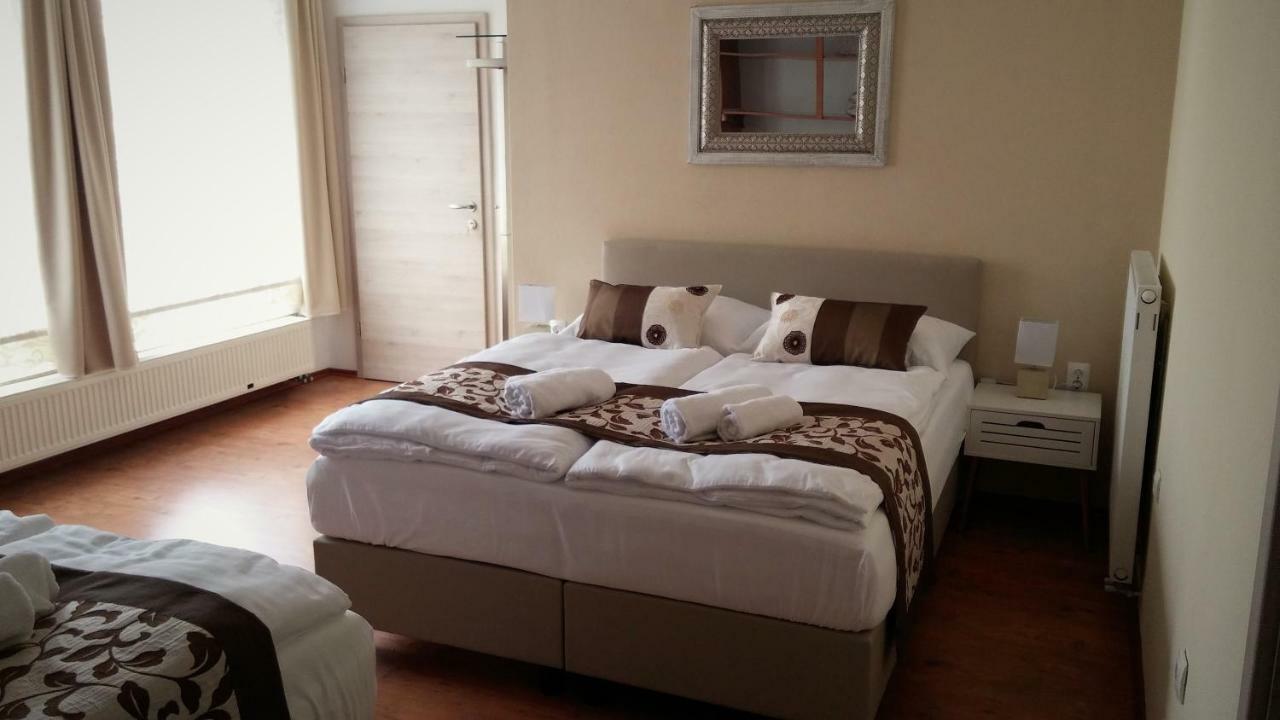 Yellow Dreamhouse Postojna Εξωτερικό φωτογραφία